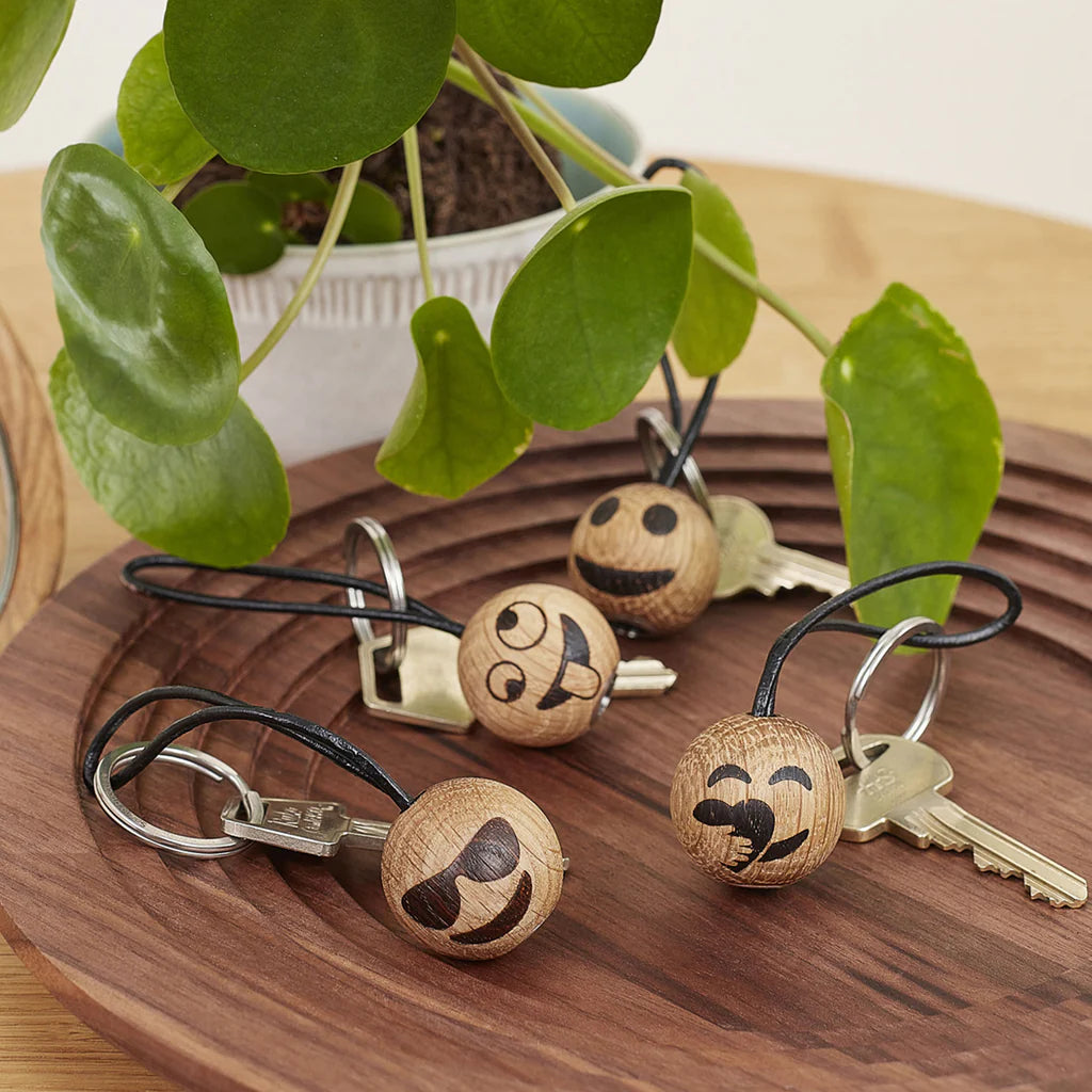 Care Schlüsselanhänger